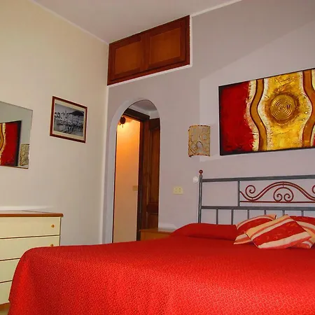 Casa Simone Eolo * ליפארי