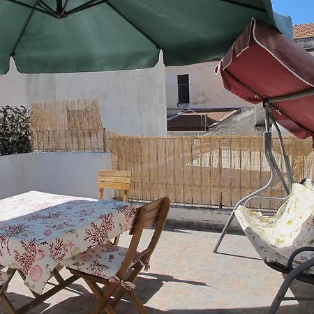 Casa Simone Eolo בית נופש *