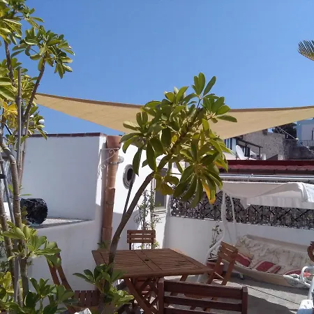 בית נופש Casa Simone Eolo ליפארי